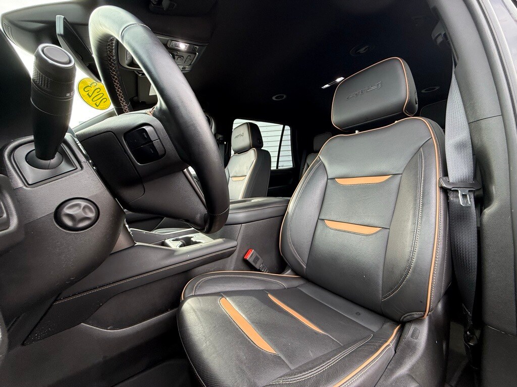 2023 Gmc Yukon AT4 photo 3