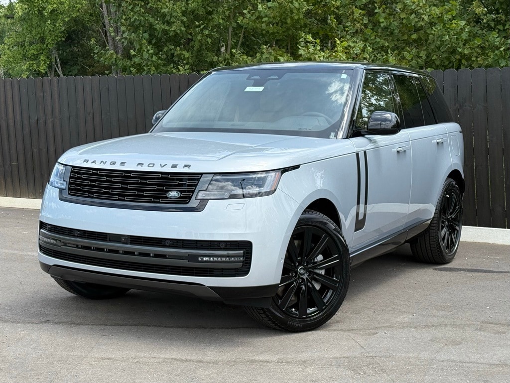New 2025 Land Rover Range Rover SE Phev SUV