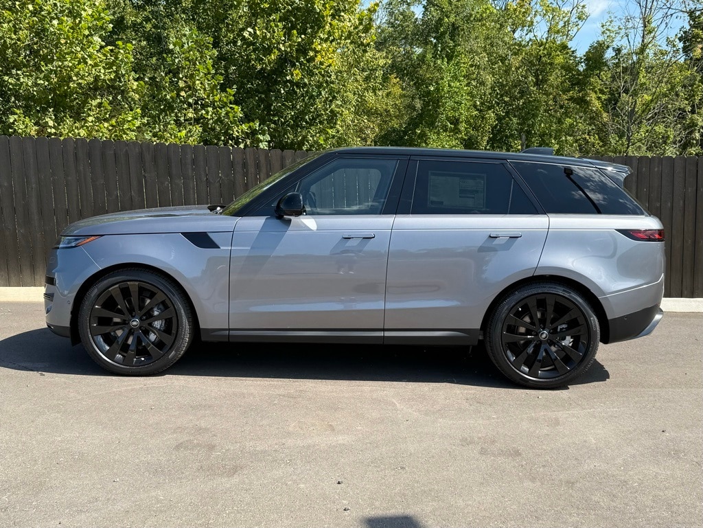 New 2025 Land Rover Range Rover Sport SE SUV