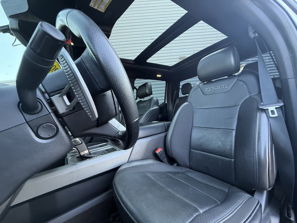 2019 Ford F-150 Raptor photo 3