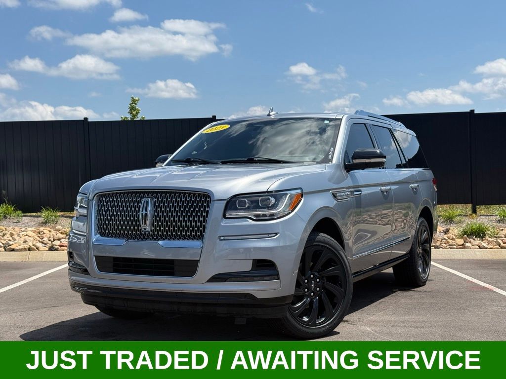 2023 Lincoln Navigator Reserve 4WD's photo