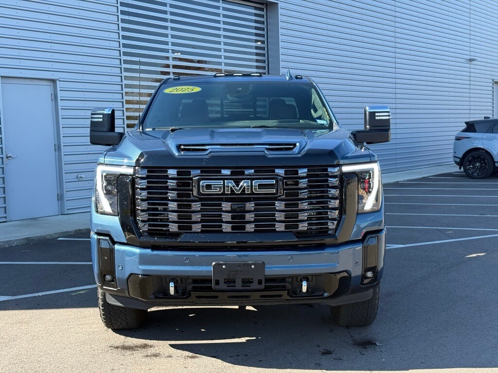 2025 Gmc Sierra 2500 HD Denali Ultimate photo 2