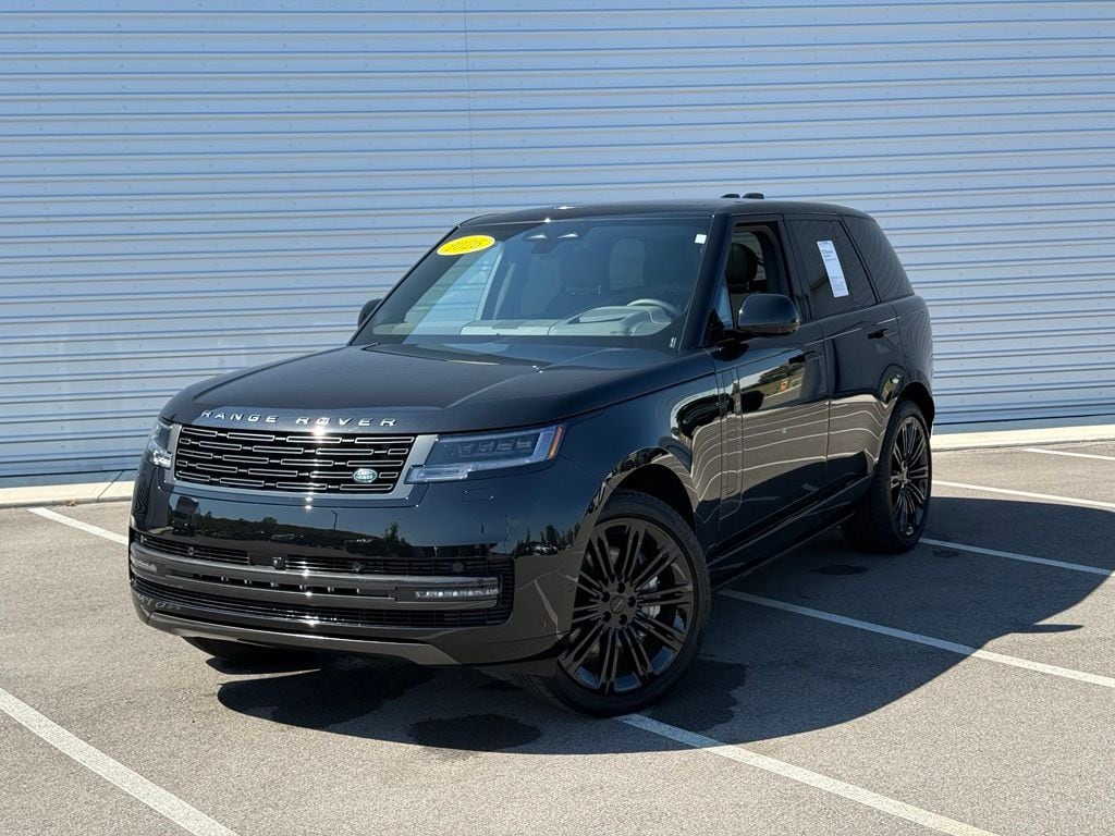 Certified Pre-Owned 2026 Land Rover Range Rover SE