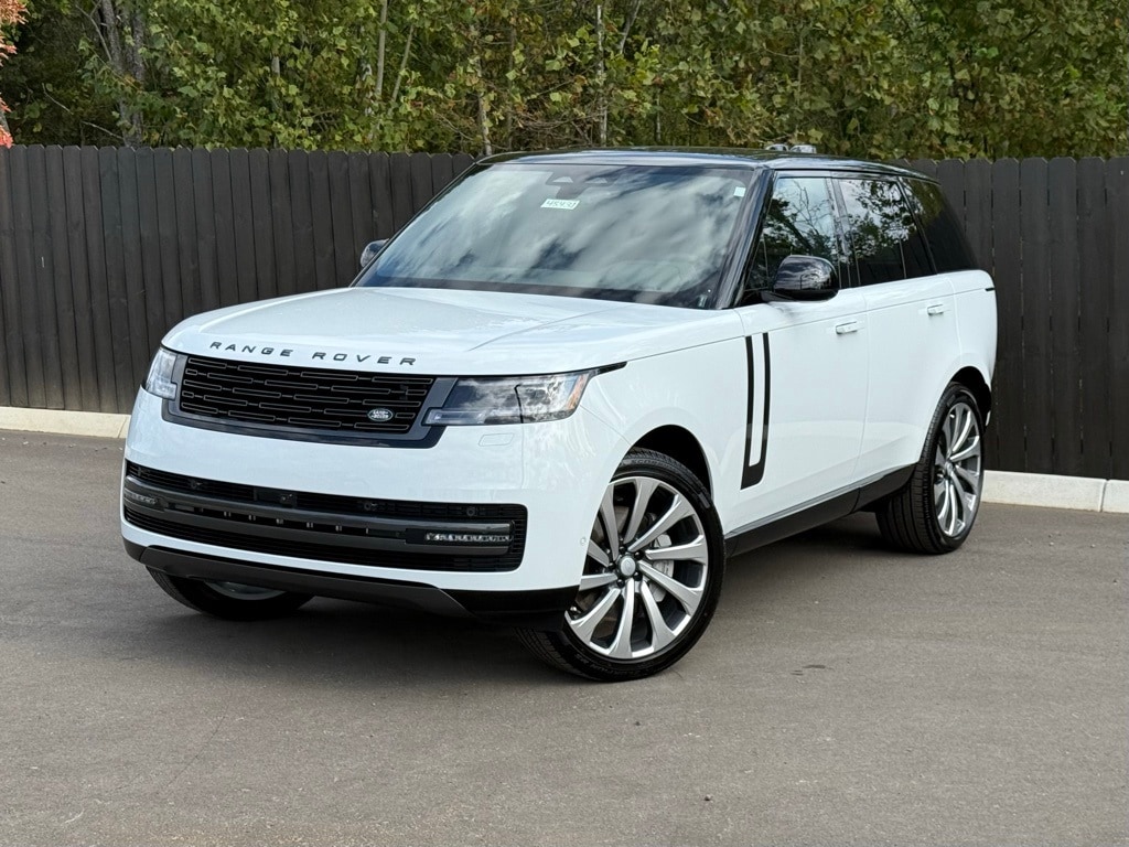 New 2025 Land Rover Range Rover SE 530PS SUV