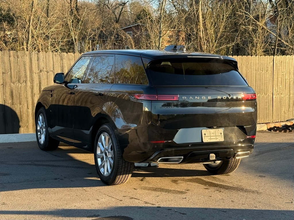New 2026 Land Rover Range Rover Sport Dynamic SE SUV