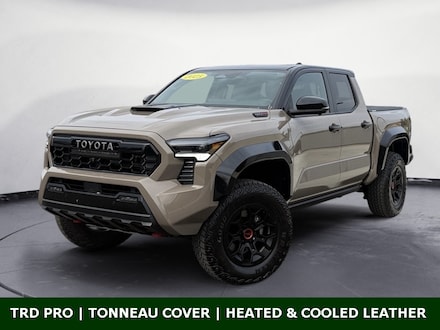 2025 Toyota Tacoma Hybrid TRD Pro Truck