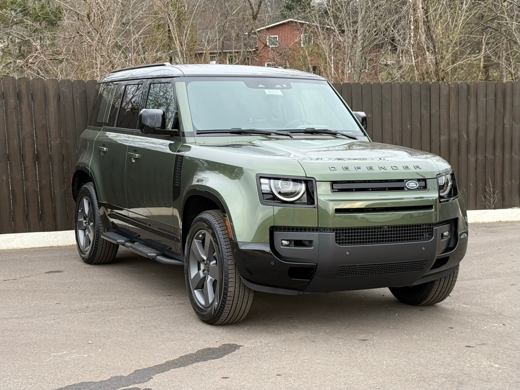 2026 Land Rover Defender X-Dynamic SE - Photo 8