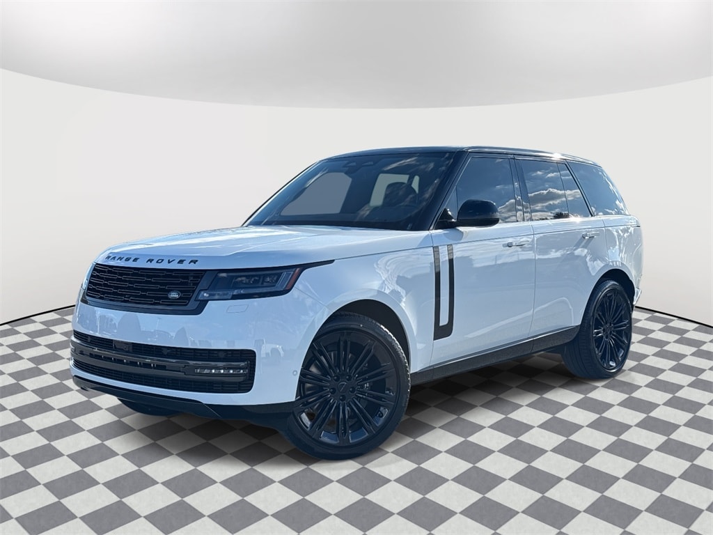 2026 Land Rover Range Rover SE's photo