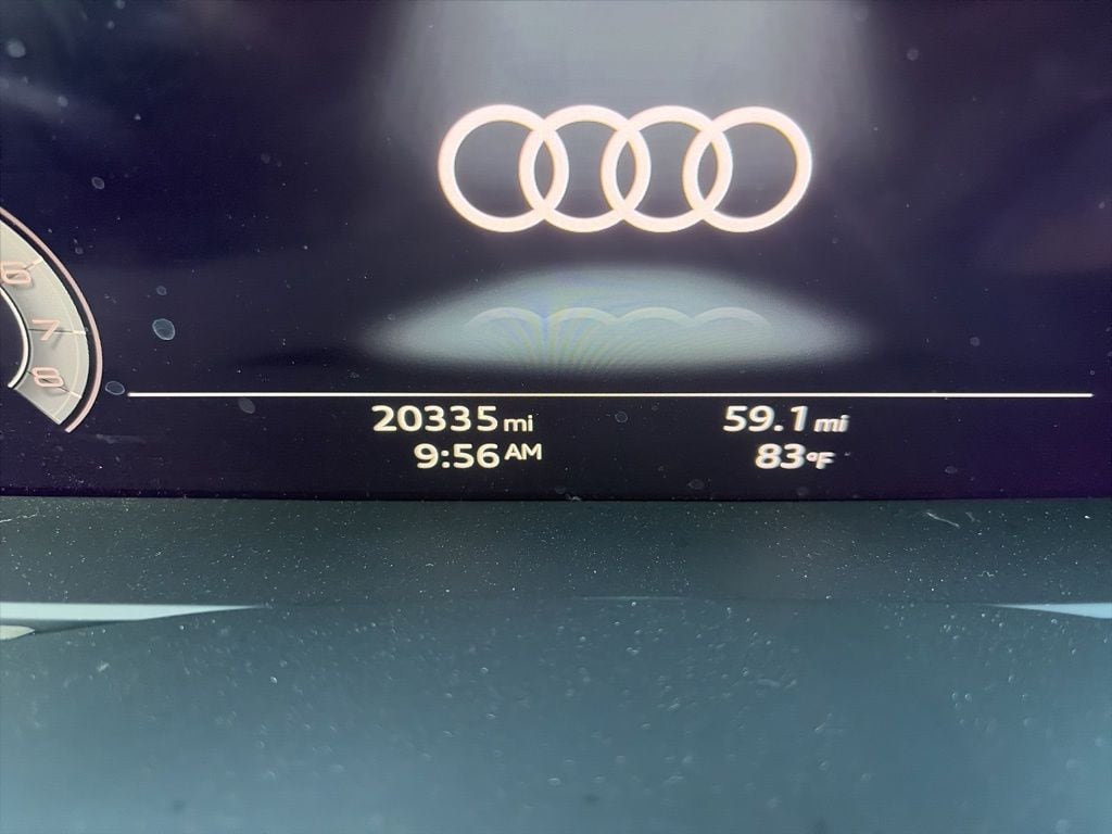 2023 Audi Q7 45 Premium quattro Tiptronic's photo