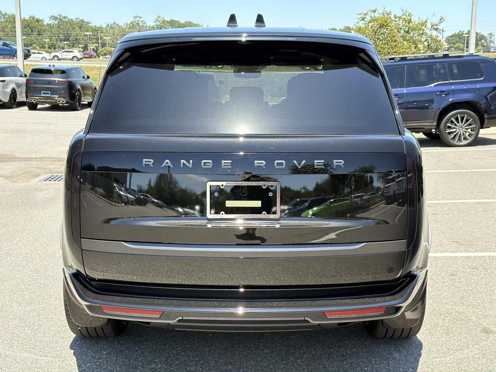 New 2026 Land Rover Range Rover P400 SE 7 Seat SUV