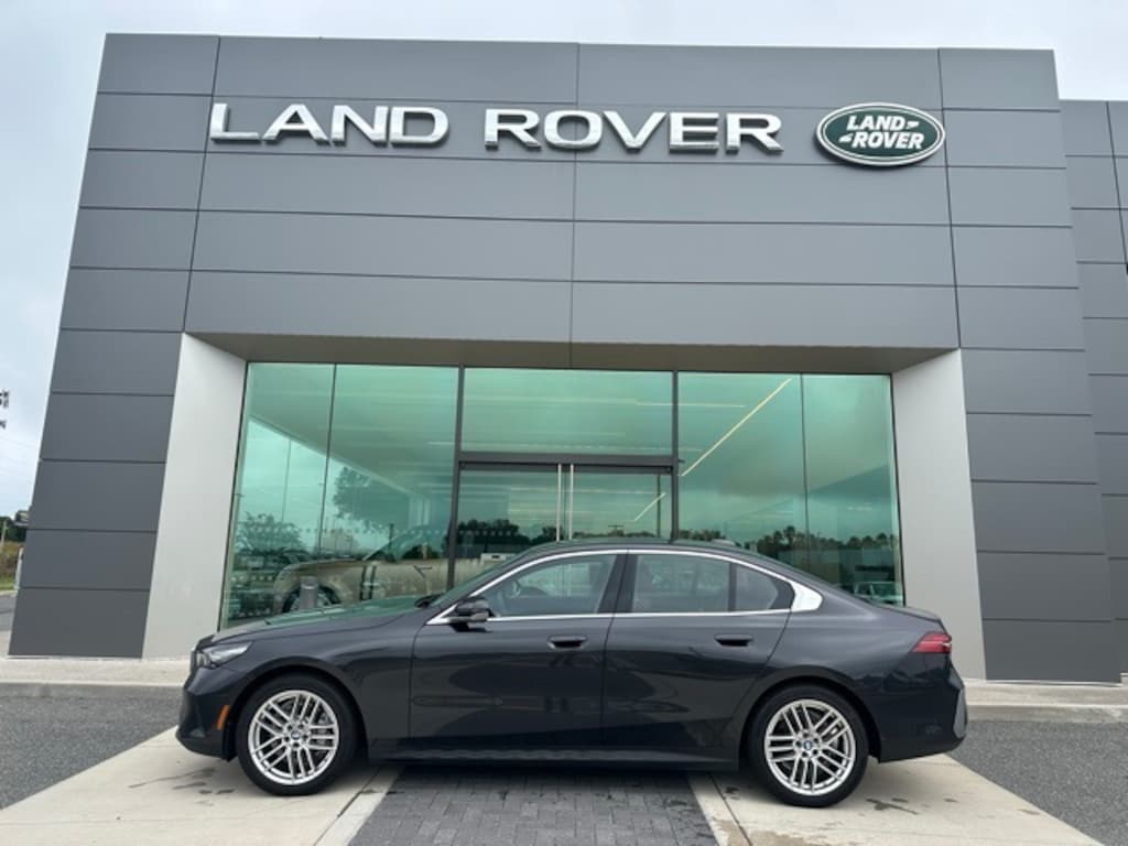 Used 2024 BMW 5 Series 530i Sedan