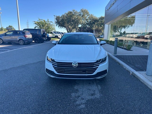 2020 Volkswagen Arteon SE photo 2