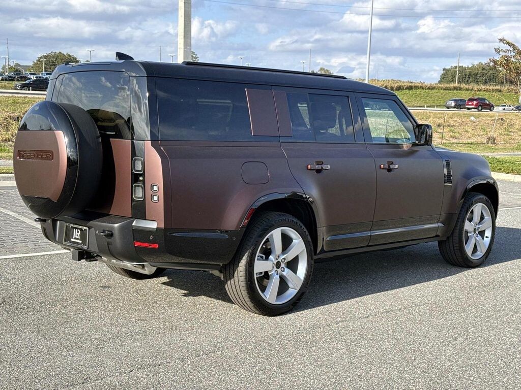 New 2026 Land Rover Defender 130 X-Dynamic SE SUV