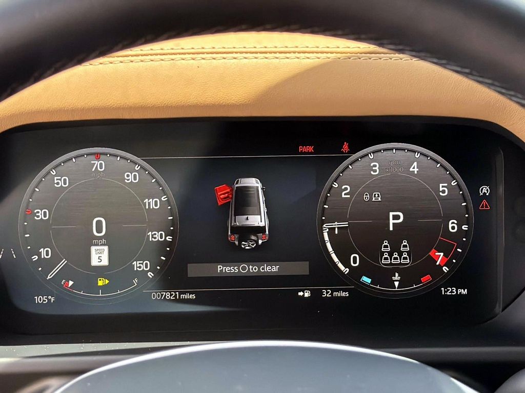 2025 Land Rover Defender X-Dynamic SE - Photo 29