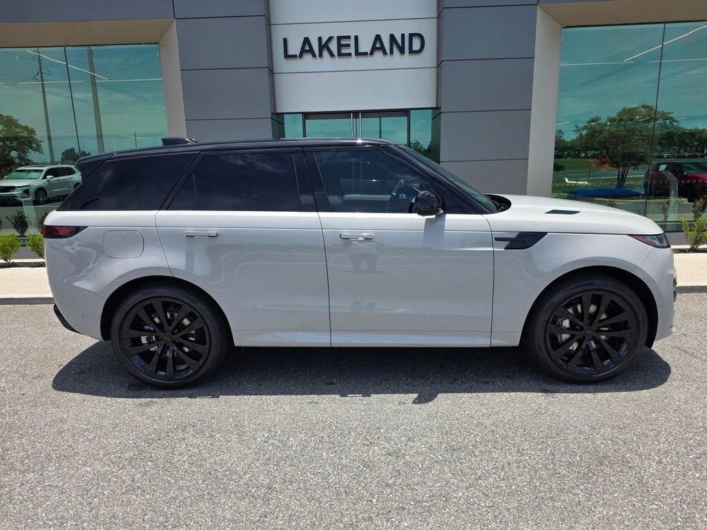 New 2026 Land Rover Range Rover Sport P400 Dynamic SE SUV