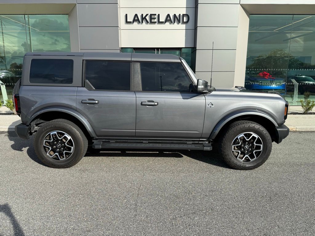 2023 Ford Bronco Outer Banks 4x4's photo