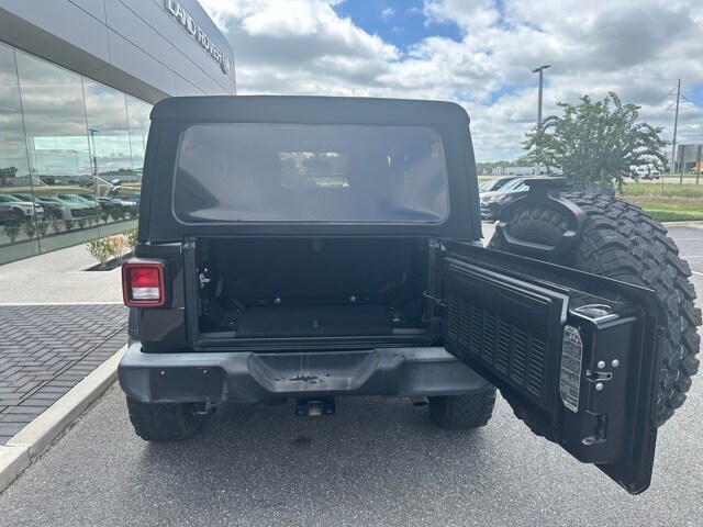 2019 Jeep Wrangler Sport S photo 2
