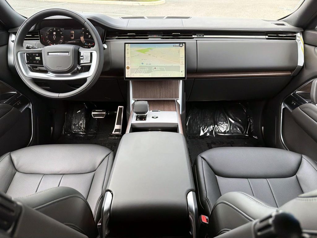 2026 Land Rover Range Rover SE - Photo 14