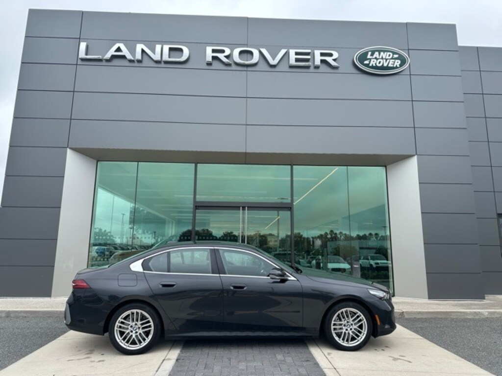 Used 2024 BMW 5 Series 530i Sedan