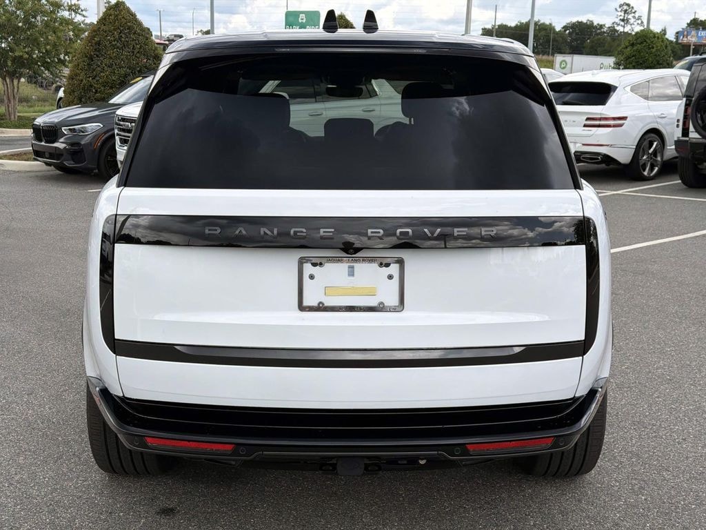 New 2026 Land Rover Range Rover P530 SE 7 Seat SUV