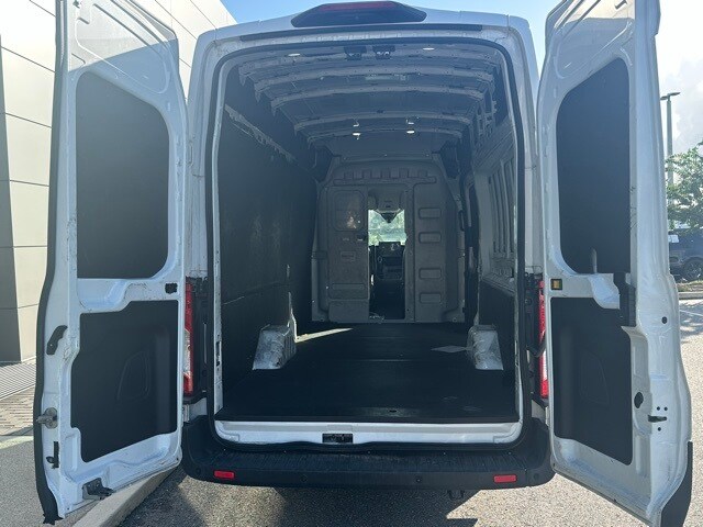 2022 Ford Transit photo 4