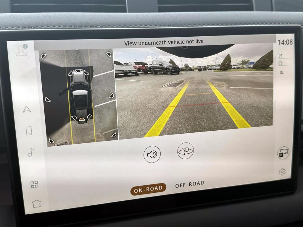 2025 Land Rover Defender V8 - Photo 21