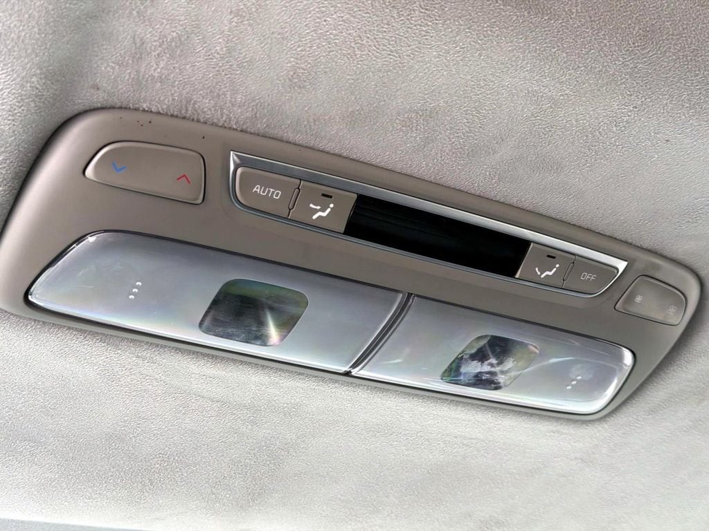 2023 Kia Telluride SX Prestige - Photo 16