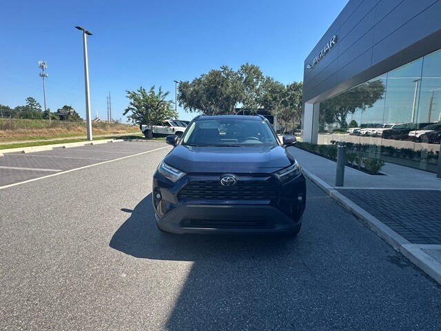 2022 Toyota RAV4 XLE Premium photo 2