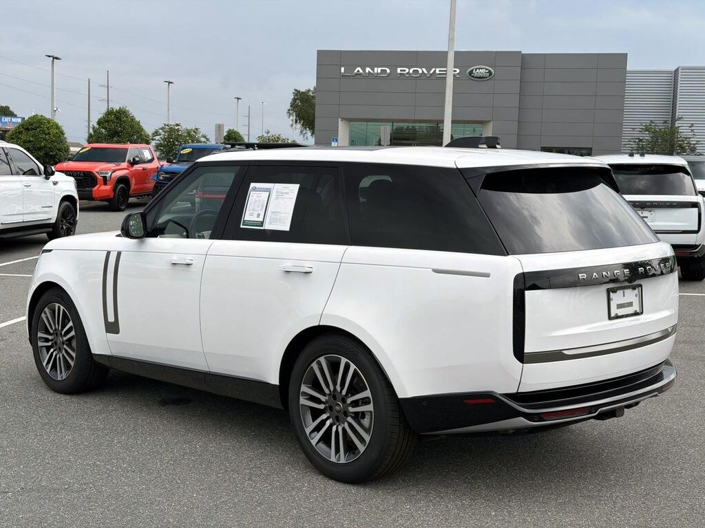 Used 2024 Land Rover Range Rover SE SUV
