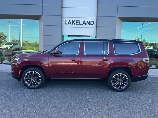 2022 Jeep Grand Wagoneer Series III