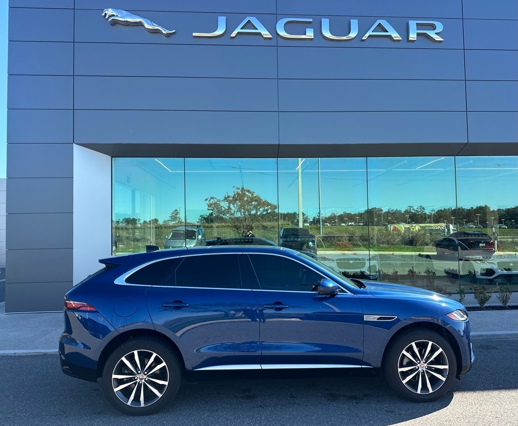 2023 Jaguar F-Pace S's photo