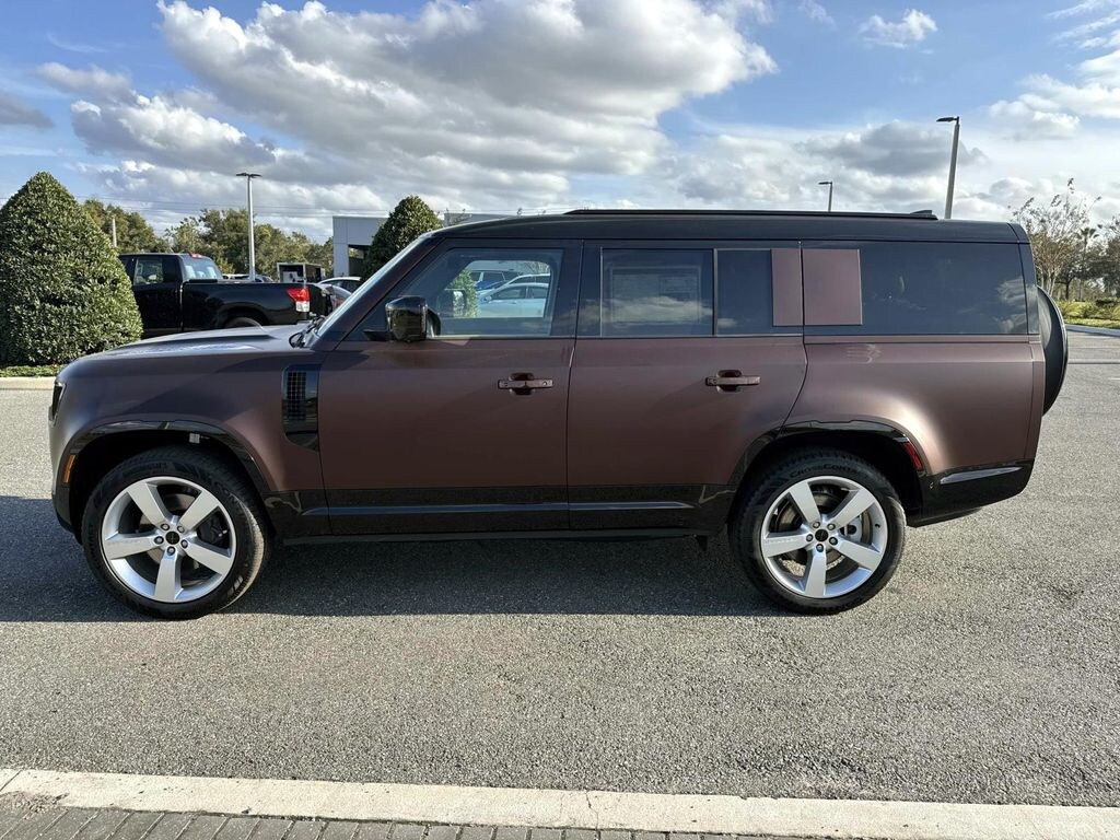 New 2026 Land Rover Defender 130 X-Dynamic SE SUV