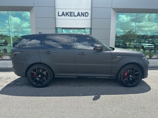 2022 Land Rover Range Rover Sport SVR photo 4