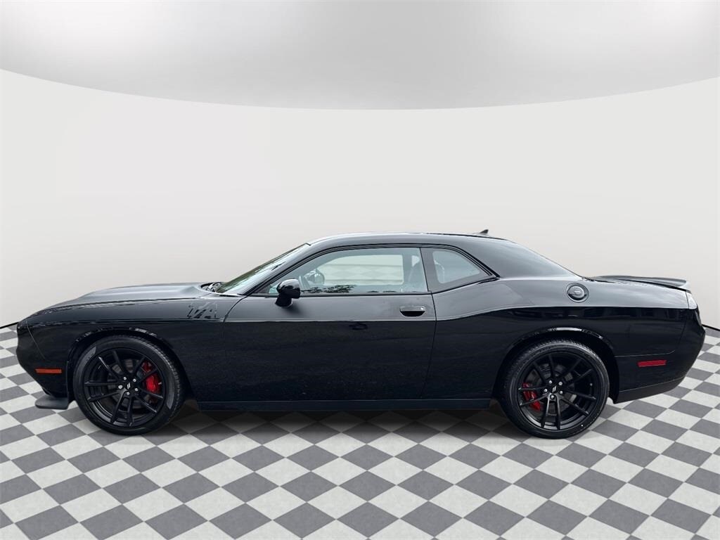 Used 2023 Dodge Challenger R/T Coupe