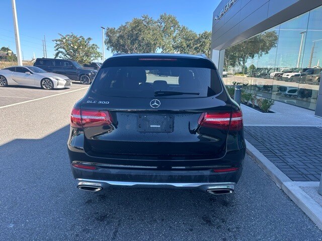 2018 Mercedes Benz GLC 300 photo 3