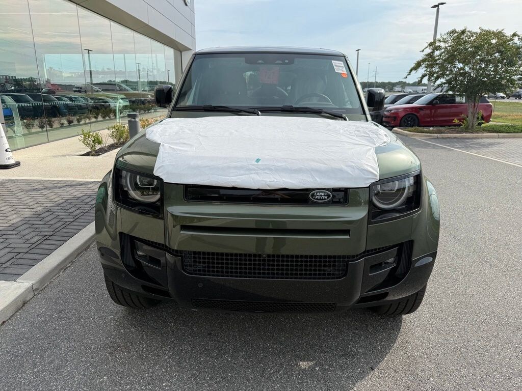 New 2026 Land Rover Defender 110 X-Dynamic SE SUV