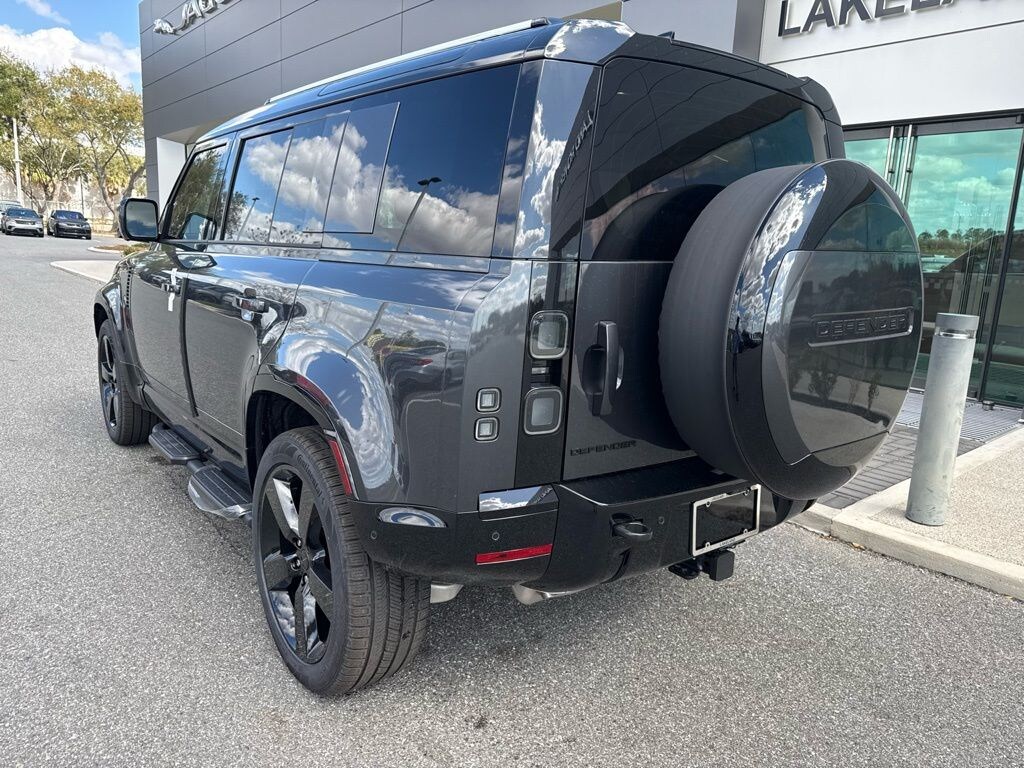 New 2026 Land Rover Defender 110 X-Dynamic SE SUV