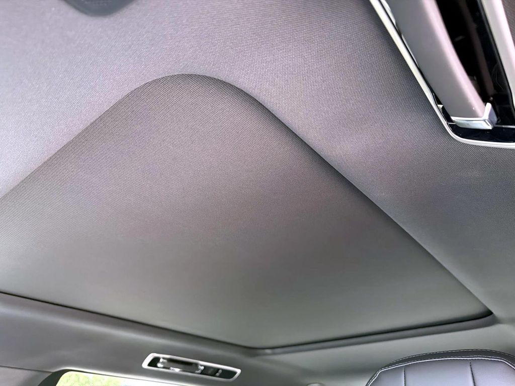 2026 Land Rover Range Rover SE - Photo 20