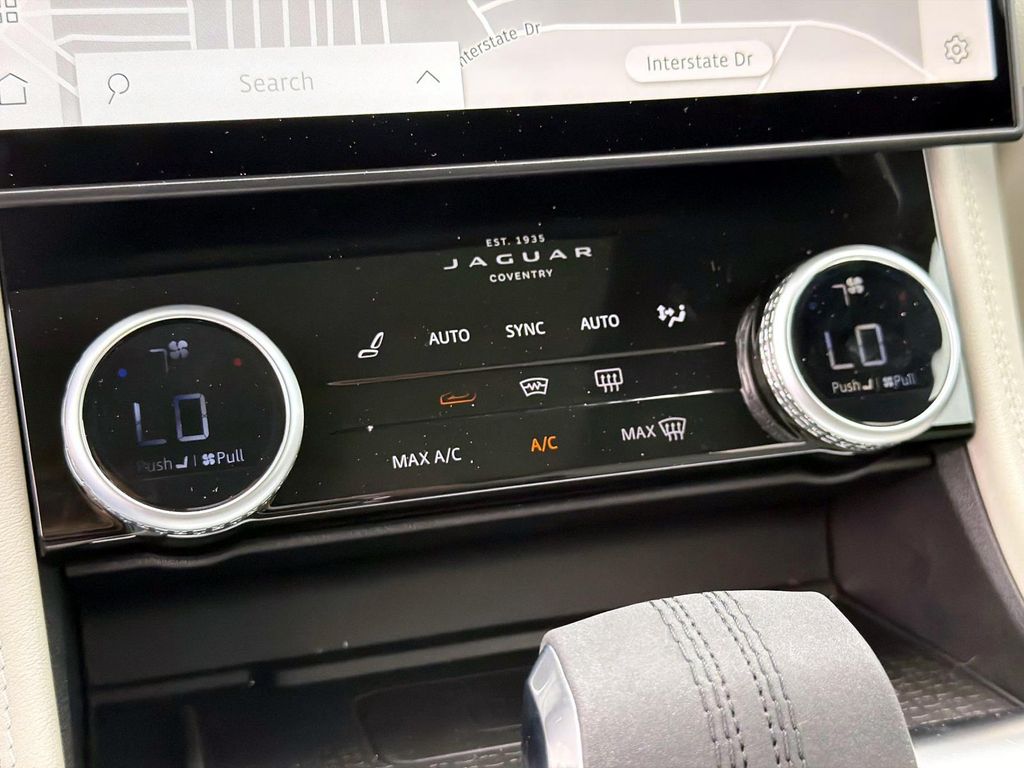 2026 Jaguar F-Pace R-Dynamic S - Photo 22