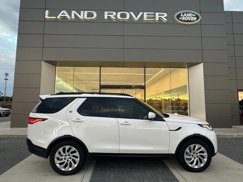 2023 Land Rover Discovery SUV 