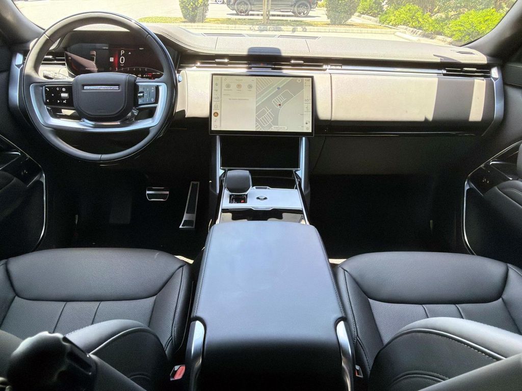 2026 Land Rover Range Rover SE - Photo 14