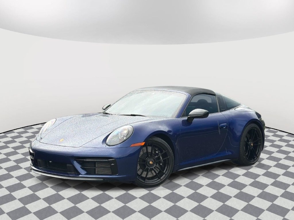 2024 Porsche 911 GTS