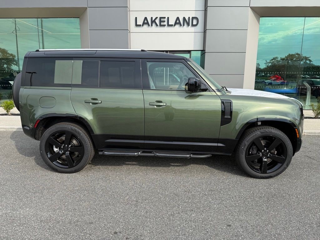 New 2026 Land Rover Defender 110 X-Dynamic SE SUV