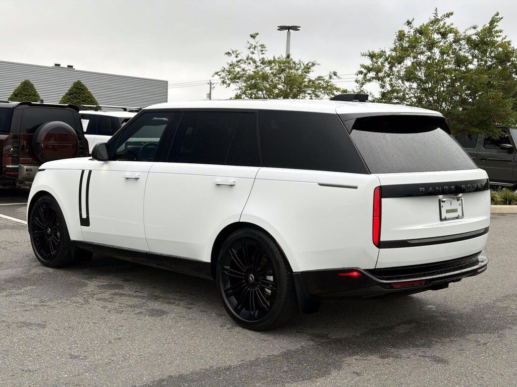 Used 2025 Land Rover Range Rover SE SUV