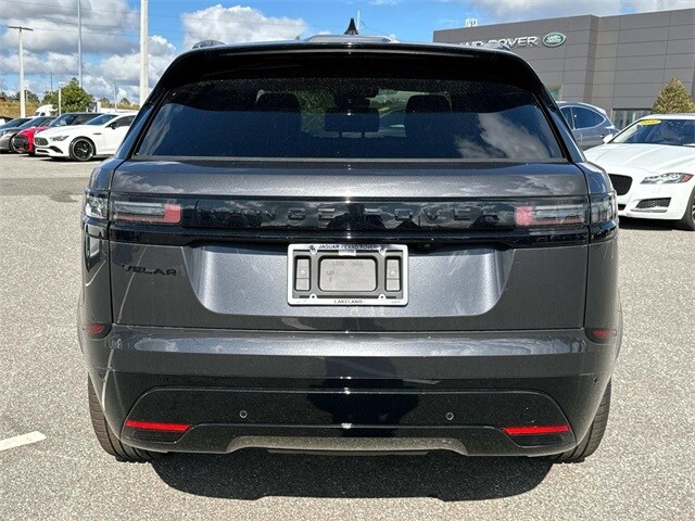 2025 Land Rover Range Rover Velar SE photo 3