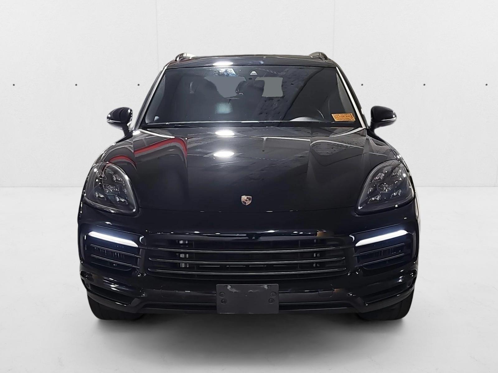 2022 Porsche Cayenne S Platinum Edition photo 2