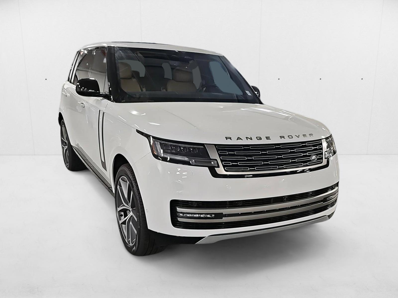 2025 Land Rover Range Rover SE photo 3