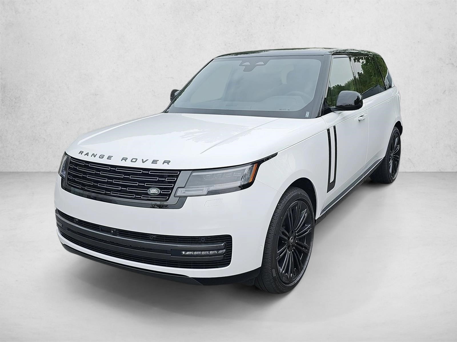 2025 Land Rover Range Rover SE's photo