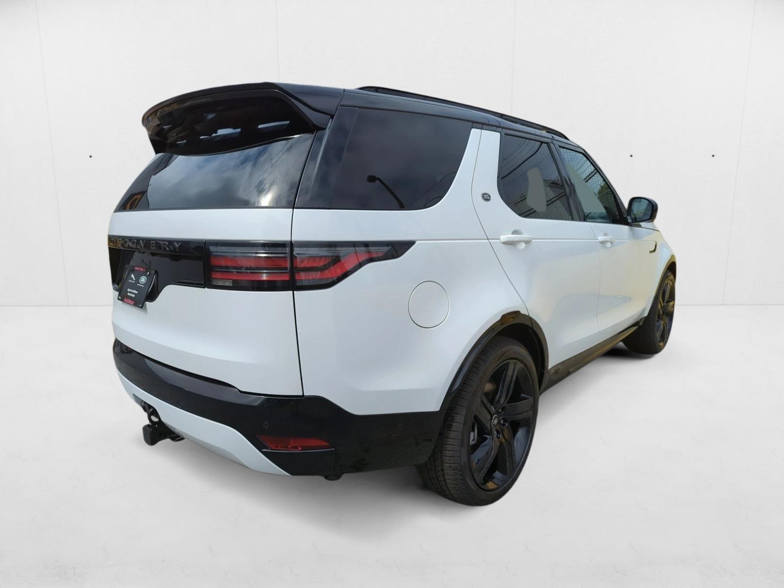 2024 Land Rover Discovery SE photo 4