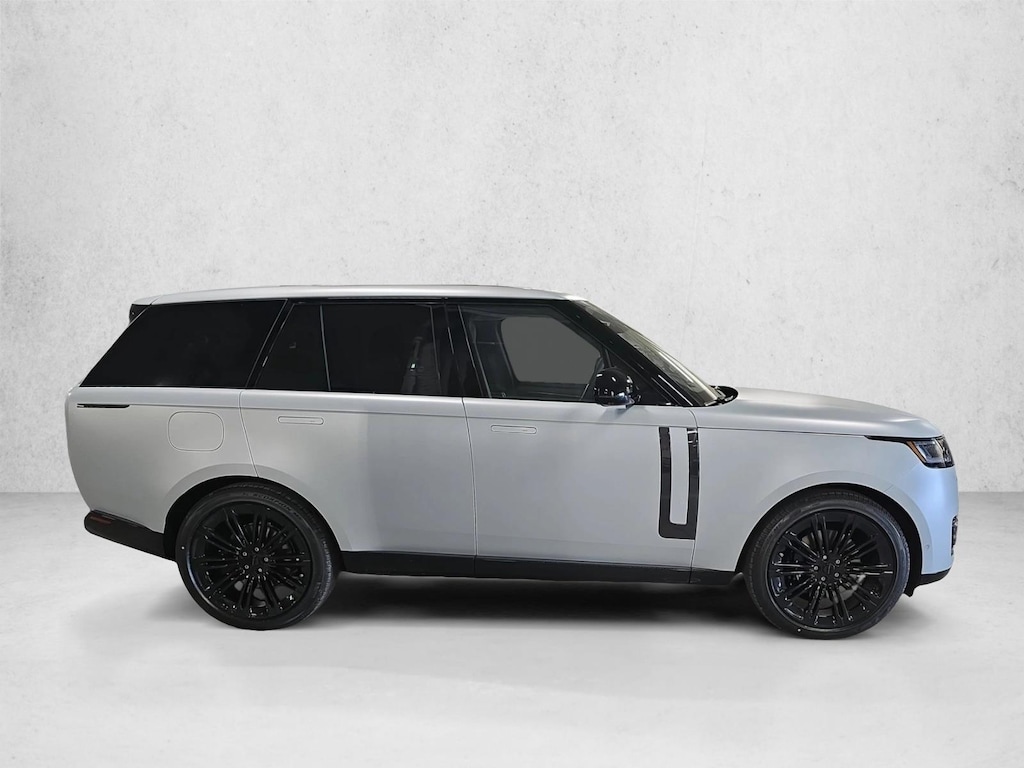 New 2026 Land Rover Range Rover SE Sport Utility